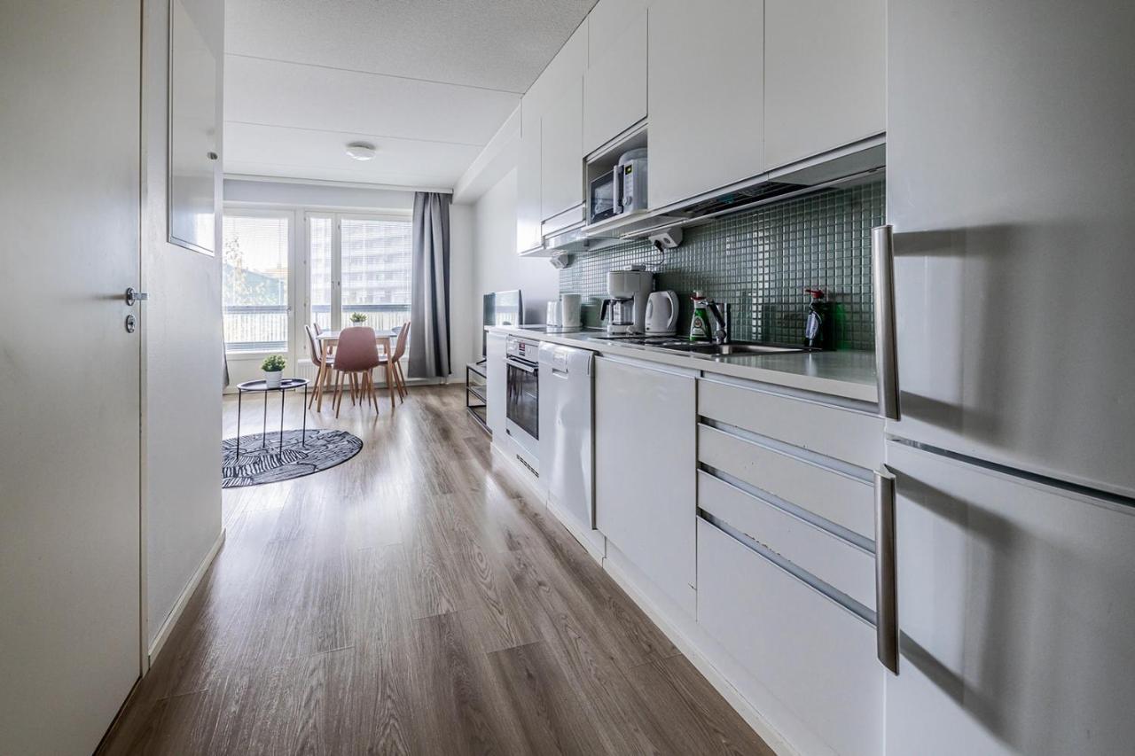 Sleepwell Apartments Niittykumpu 12 - Metro, 15 Min From Helsinki City Espoo Exterior photo